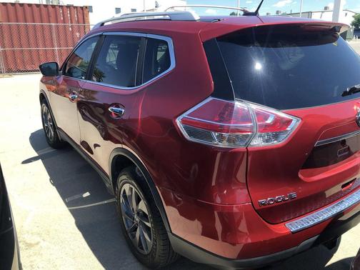 Cayenne Red 2016 Nissan Rogue SL