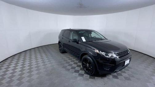 Santorini Black Metallic 2016 Land Rover Discovery Sport SE