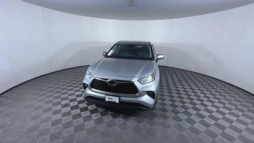 Celestial Silver Metallic 2021 Toyota Highlander Limited