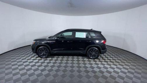 2022 Volkswagen Taos S