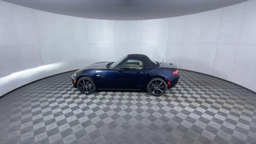 Deep Crystal Blue Mica 2026 Mazda MX-5 Miata Grand Touring