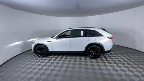 Rhodium White Premium 2026 Mazda CX-70 3.3 Turbo Preferred