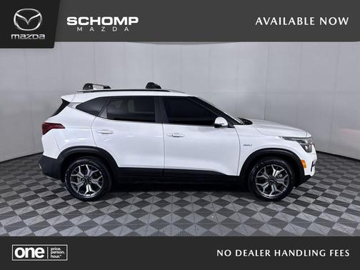Snow White Pearl 2023 Kia Seltos EX