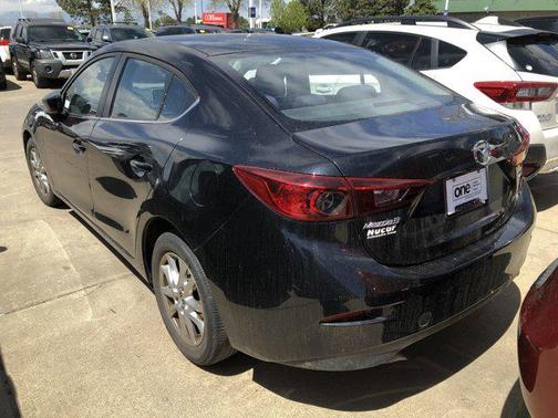 2016 Mazda Mazda3 i Sport