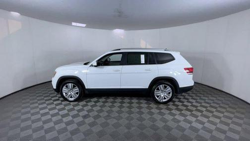 Pure White 2019 Volkswagen Atlas 3.6L SE w/Technology