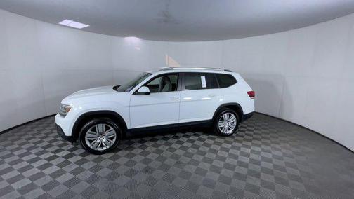 Pure White 2019 Volkswagen Atlas 3.6L SE w/Technology