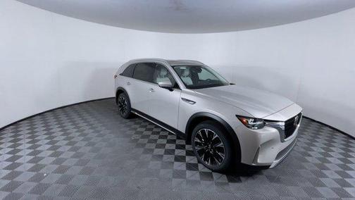 2025 Mazda CX-90 PHEV Premium Plus