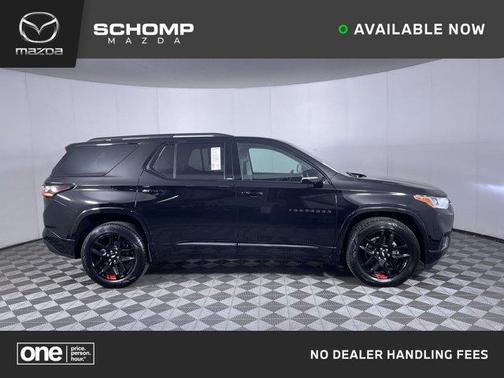 Mosaic Black Metallic 2020 Chevrolet Traverse Premier