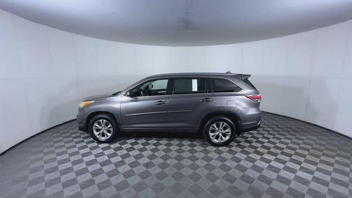 Predawn Gray Mica 2014 Toyota Highlander XLE