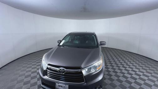 Predawn Gray Mica 2014 Toyota Highlander XLE