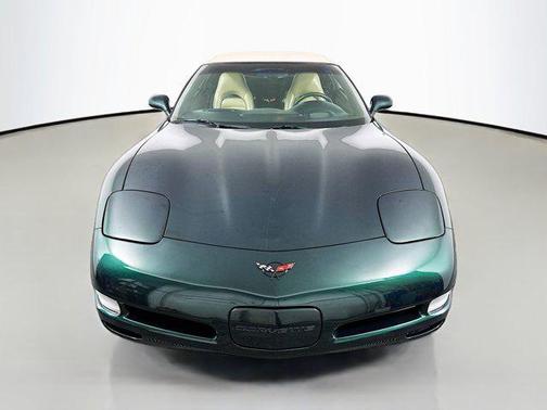 2000 Chevrolet Corvette Base