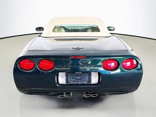2000 Chevrolet Corvette Base