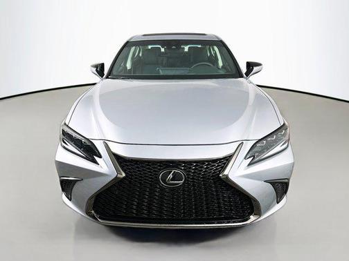 2025 Lexus ES 300h F SPORT Design