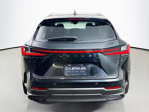 2026 Lexus NX 450h+ Luxury