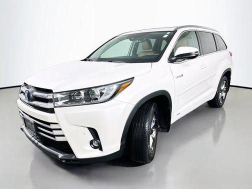 2019 Toyota Highlander Hybrid Platinum