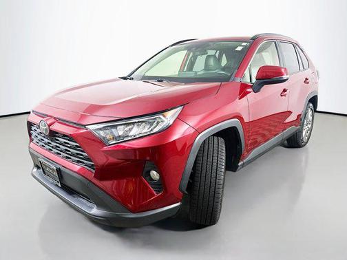 2020 Toyota RAV4 XLE Premium