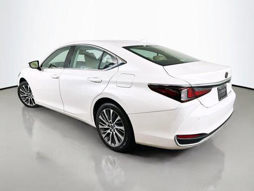 2021 Lexus ES 250 Base