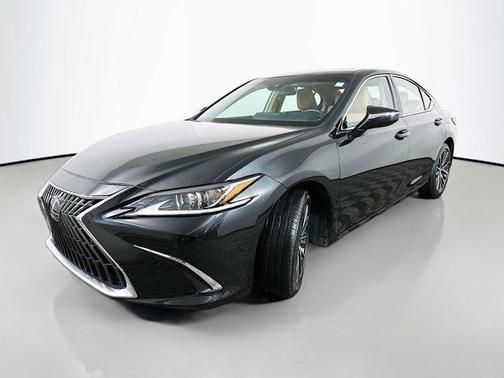 2025 Lexus ES 350 Base