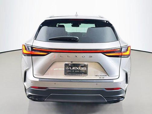 2025 Lexus NX 350h Premium