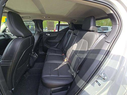 Silver 2025 Volvo XC40 B5 Plus Dark Theme