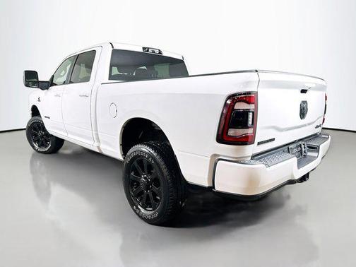 2023 RAM 2500 Big Horn Crew Cab 4x4 6'4' Box