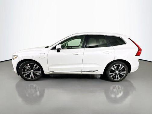 2022 Volvo XC60 Recharge Plug-In Hybrid T8 Inscription