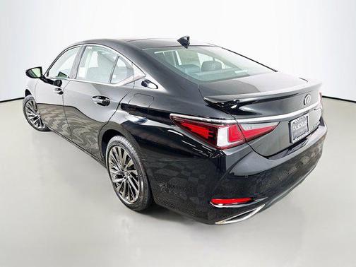 2025 Lexus ES 350 Luxury