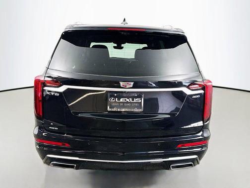 2022 Cadillac XT6 Premium Luxury AWD