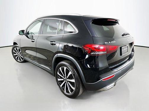 2021 Mercedes-Benz GLA 250 Base 4MATIC