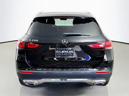 2021 Mercedes-Benz GLA 250 Base 4MATIC