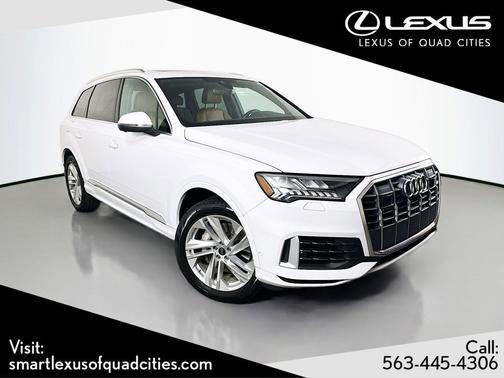 Glacier White Metallic 2023 Audi Q7 55 Premium