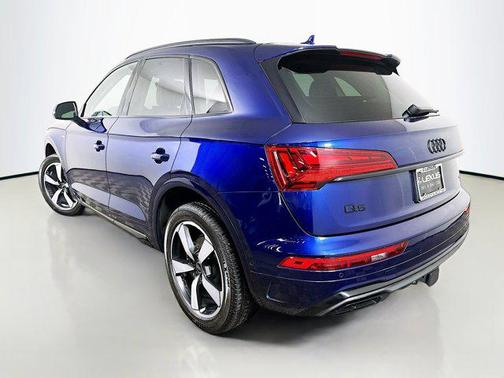 2023 Audi Q5 45 S line Prestige