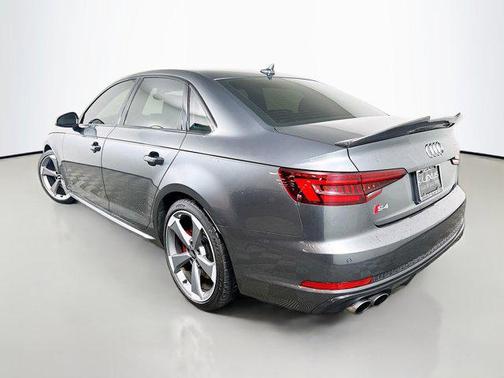 Daytona Gray Pearl Effect 2019 Audi S4 3.0T Premium