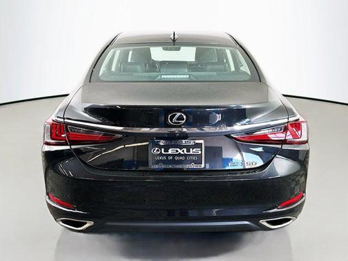 2020 Lexus ES 350 Base