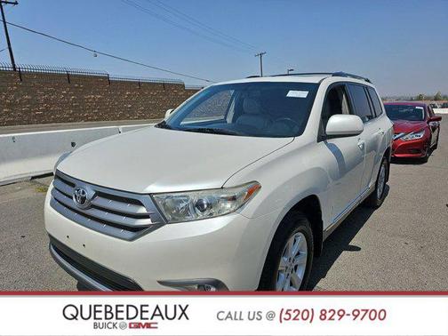 2013 Toyota Highlander SE