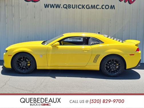 Bright Yellow 2014 Chevrolet Camaro 2LS