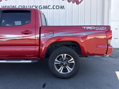 2016 Toyota Tacoma TRD Sport