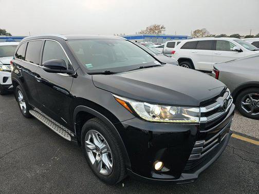 2017 Toyota Highlander Limited