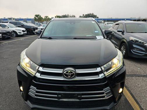 2017 Toyota Highlander Limited