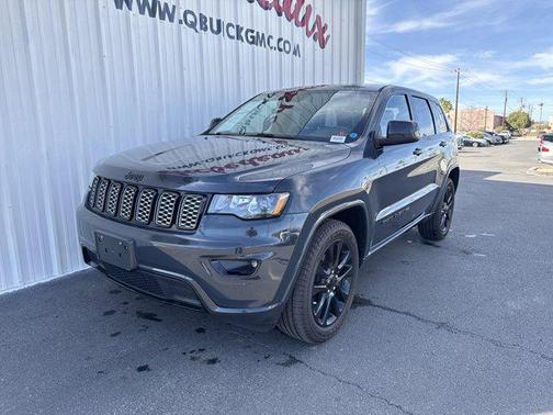 2017 Jeep Grand Cherokee Altitude
