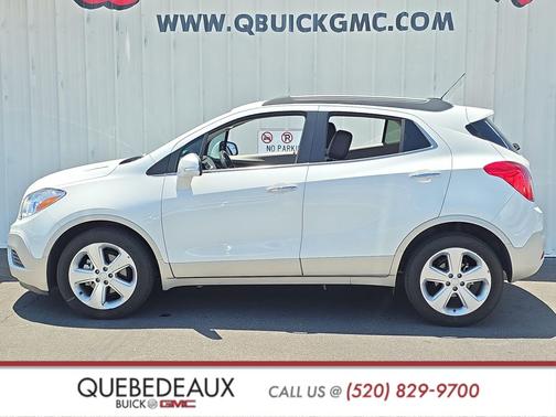 White Pearl Tricoat 2016 Buick Encore Base