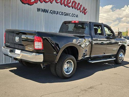 2024 RAM 3500 Big Horn Crew Cab 4x4 8' Box