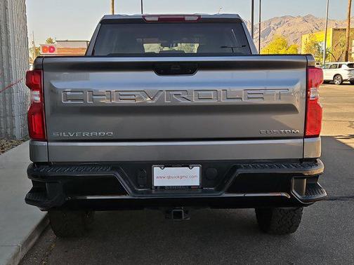 2022 Chevrolet Silverado 1500 Custom Trail Boss