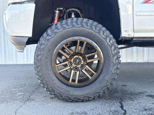 2017 Chevrolet Silverado 1500 2LT