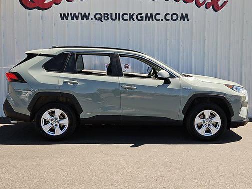 2021 Toyota RAV4 Hybrid XLE