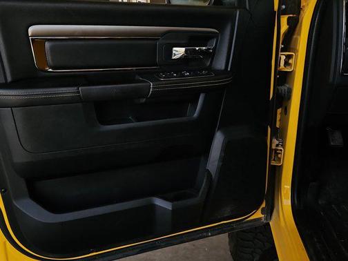 2016 RAM 1500 Sport