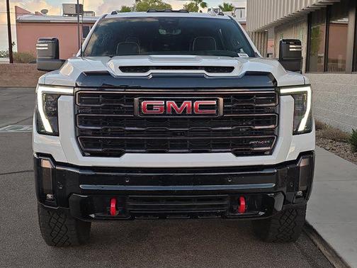 2024 GMC Sierra 2500 AT4