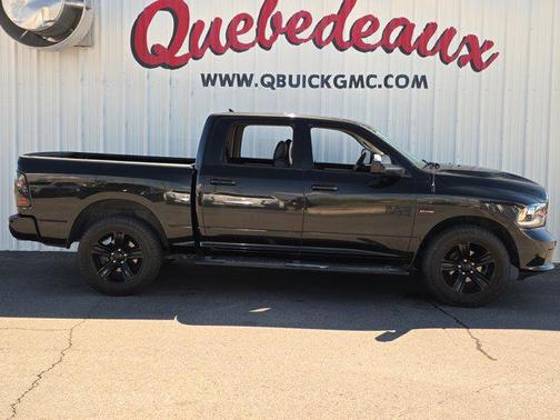 2017 RAM 1500 Night Crew Cab 4x4 5'7' Box