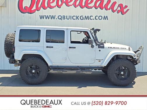 Bright White Clearcoat 2014 Jeep Wrangler Unlimited Rubicon