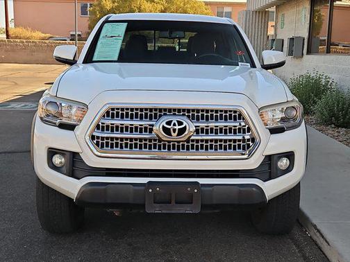 2017 Toyota Tacoma SR5